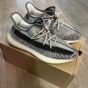 Yeezy Boost 350 V2 Zyon